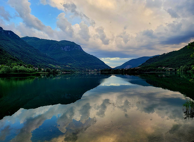 riflesso Lago di Endine