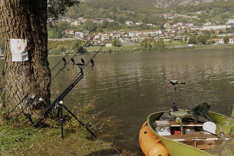 Canottino presso La Sbarra